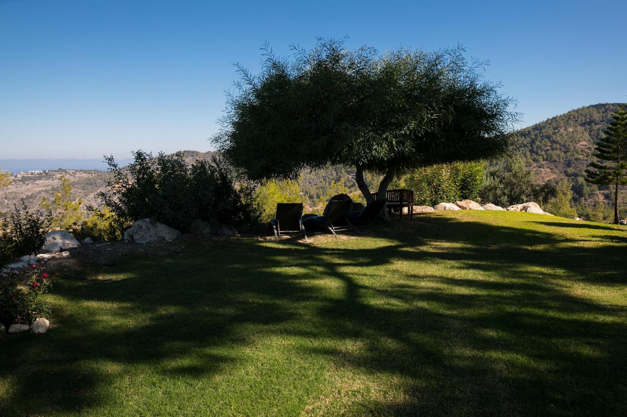 Demetriou Paradisos Hills 3*